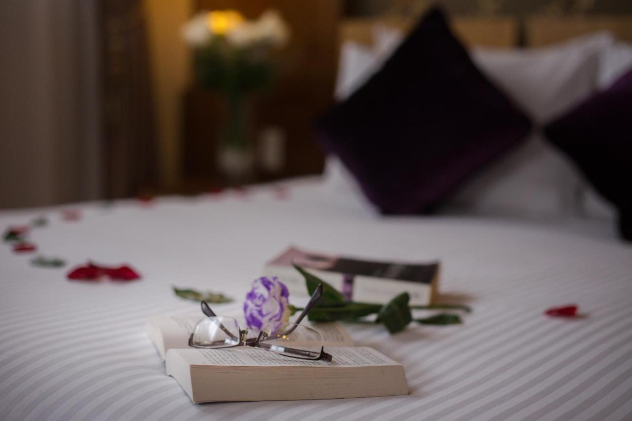 Eliana Ruby Hotel & Travel Hanoi Bagian luar foto