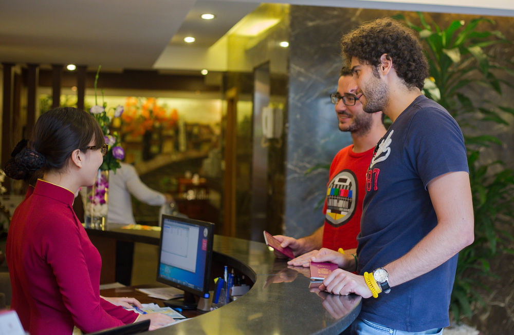 Eliana Ruby Hotel & Travel Hanoi Bagian luar foto